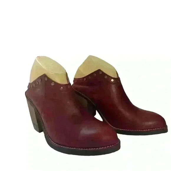 Kebba Women Burgundy Leather Homemade Studded Wooden  Heels Clogs Mules Red SZ 7 - Picture 2 of 12
